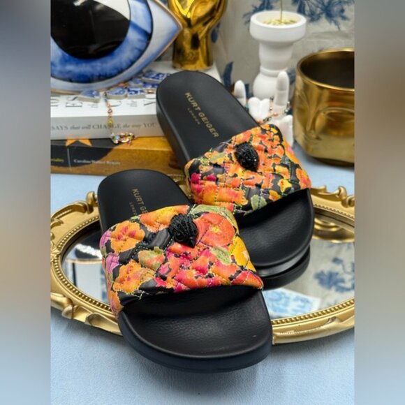 🆕 KURT GEIGER LONDON 🧿 NWOB Meena Eagle Black Floral Print Slides, Sz 37 US 7 - Picture 7 of 13